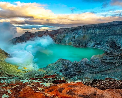 Kawah Ijen Sunrise 1